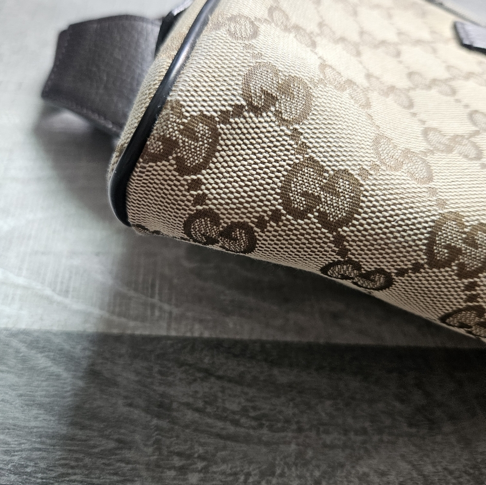 Gucci Beige Belt Bag - Picture 4 of 9